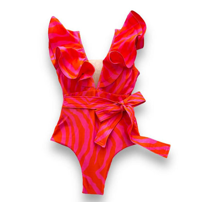 Effortlessly Monokini With a Timeless Design