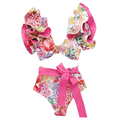 Casually Bikini With a Refined Edge