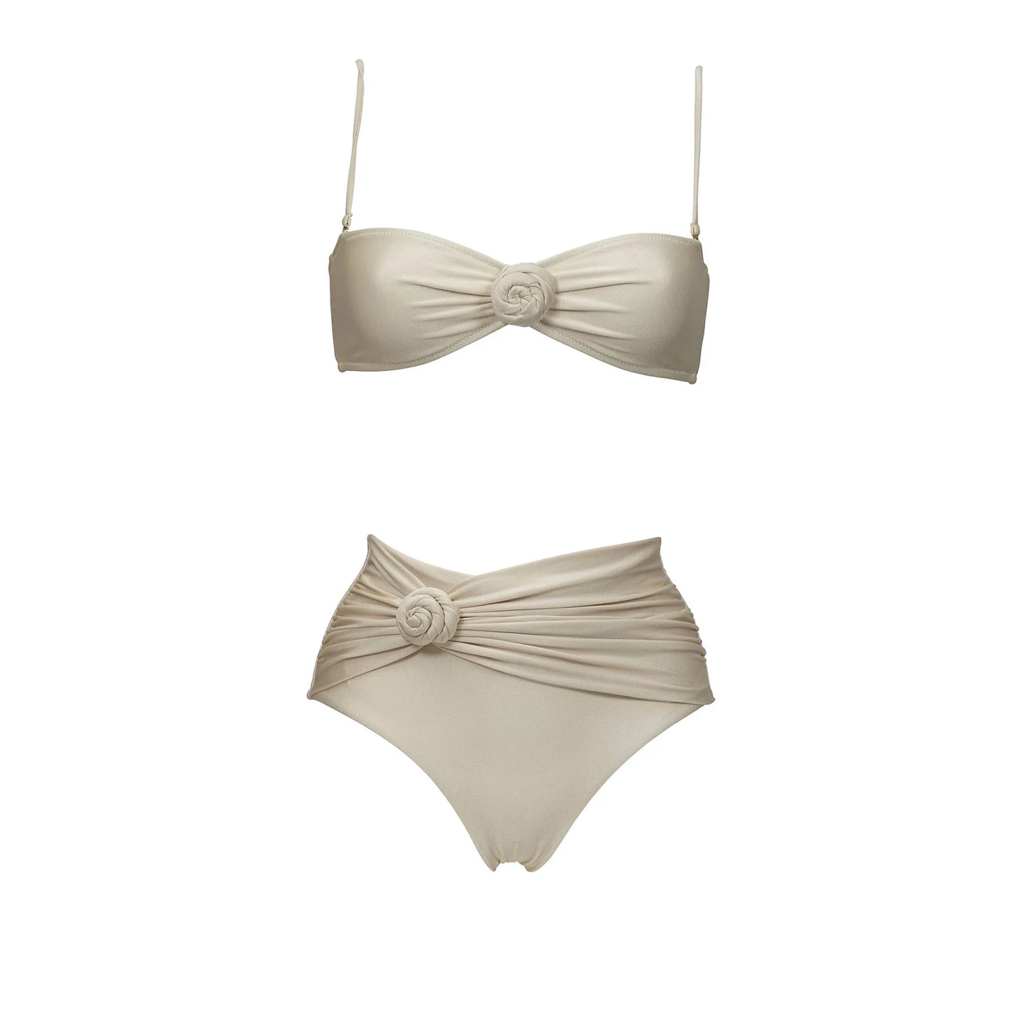 Beautifully Finished Bikini in a Timeless Design