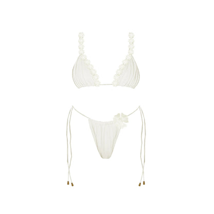 Casually Bikini With a Refined Edge