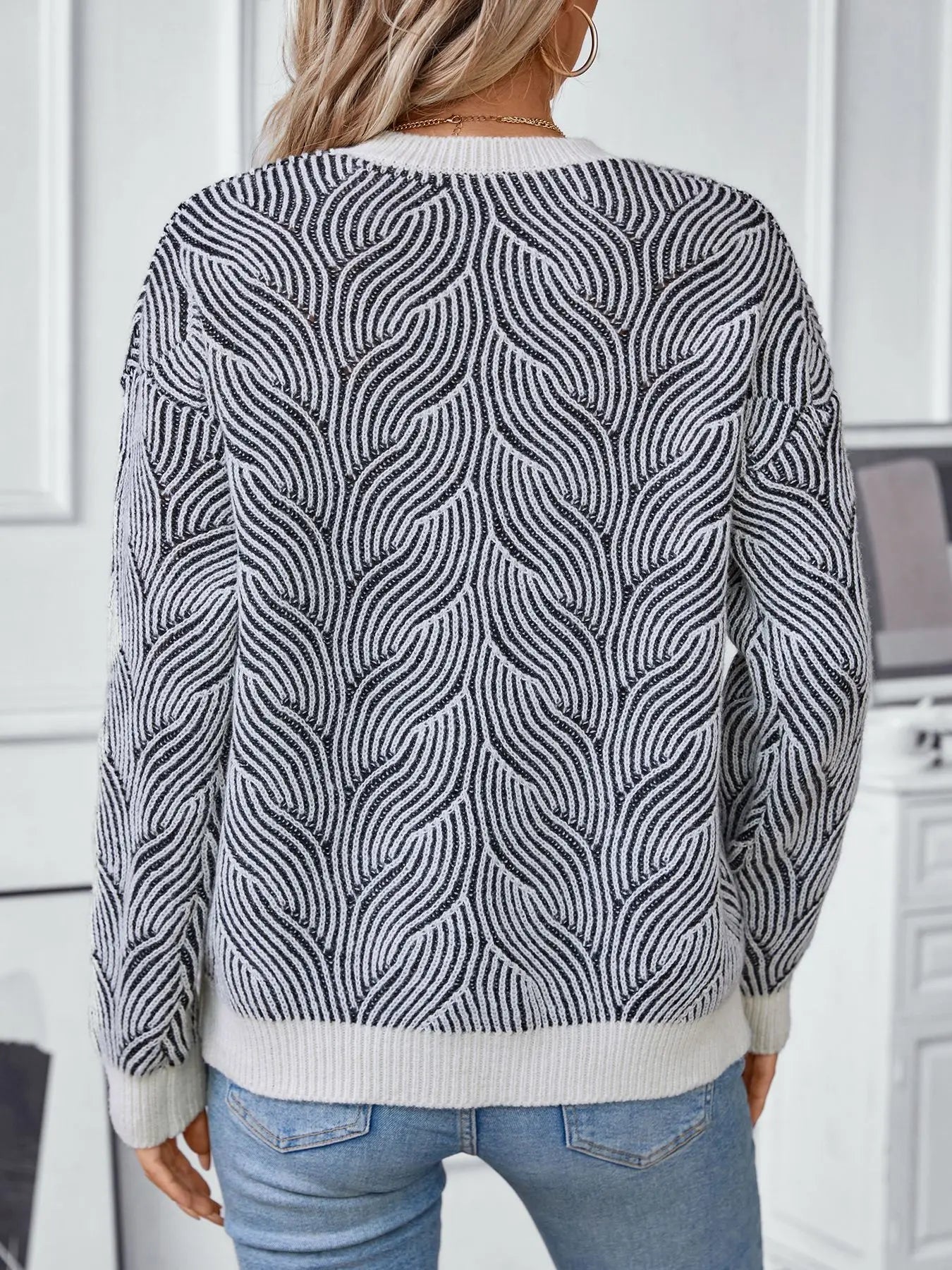 Gracefully Designed Jumper