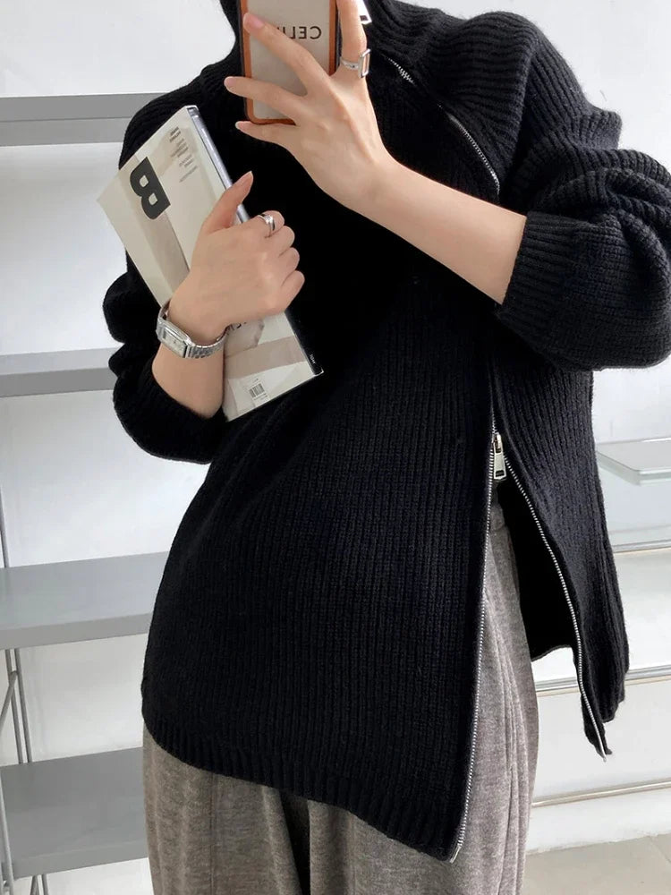 LM | Sweater with high collar