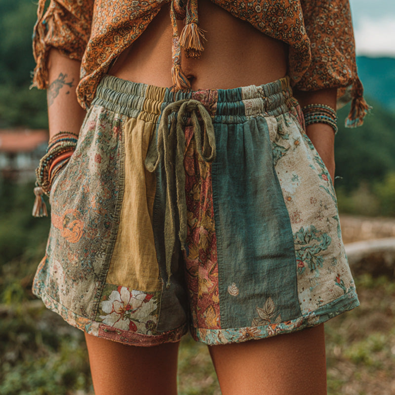 Women's Patchwork Floral Contrast Waist Drawstring Pocket Shorts artswardrobe