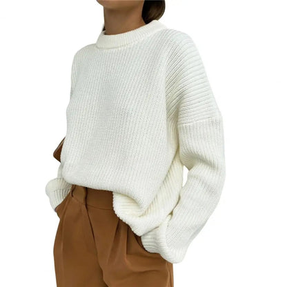 LM | Cozy knitted sweater with a round neckline