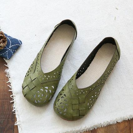 LM | Breathable leather flats in vintage style