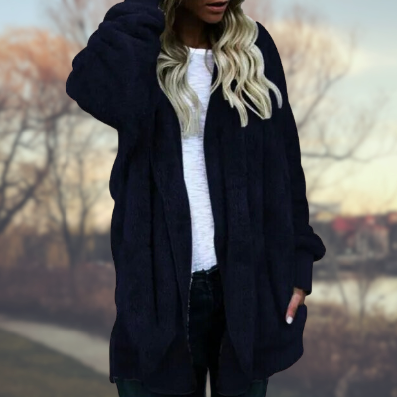 LM | Uncomplicated and elegant winter coat
