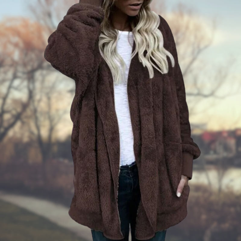 LM | Uncomplicated and elegant winter coat