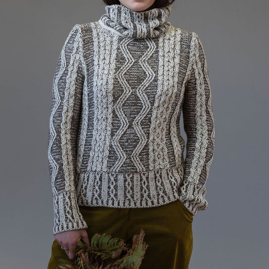 Women's Vintage Knit Wave Pattern Aran Sweater artswardrobe