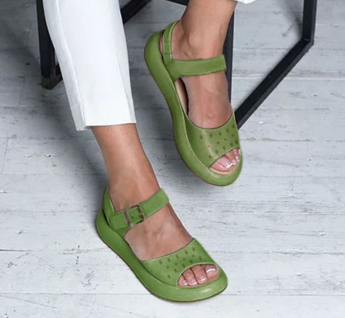LM | Open sandals with adjustable strap