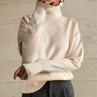 LM | Versatile and comfortable sweater