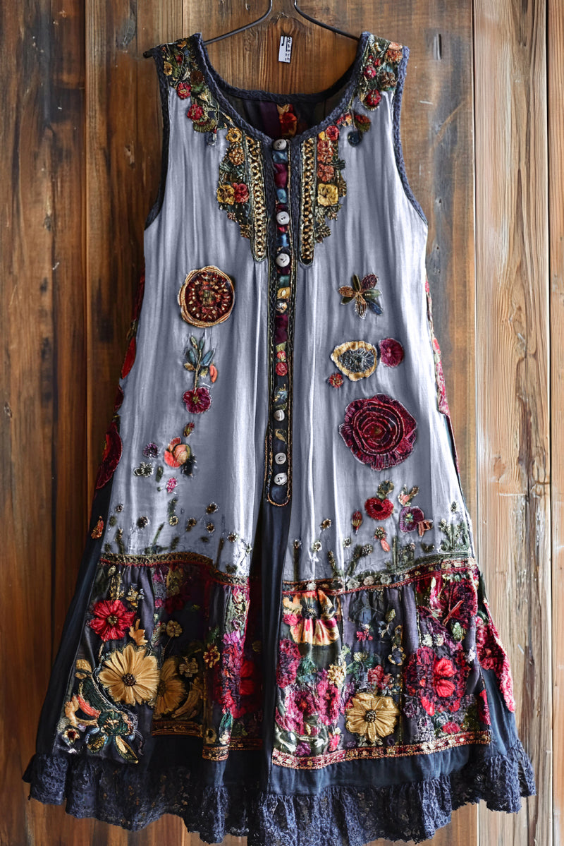 Timeless Vintage Style Dress