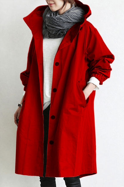 LM | Jacket with hood to protect against rain and wind