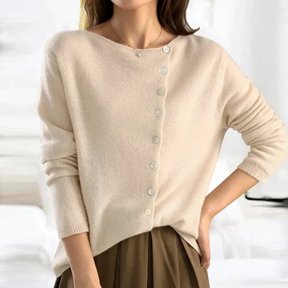 LM | Classic and elegant winter sweater