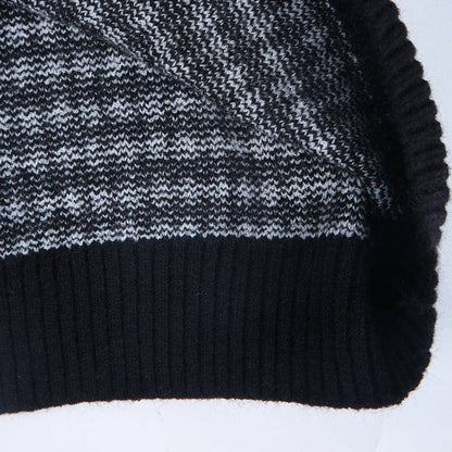 LM | Elegant sweater with black and white check pattern