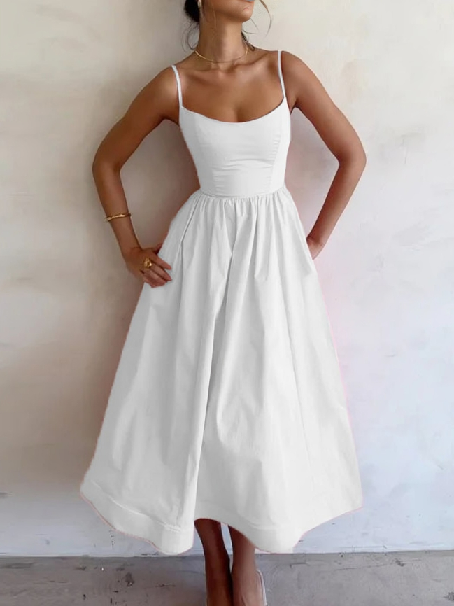 LM | Flowing maxi dress with spaghetti stars