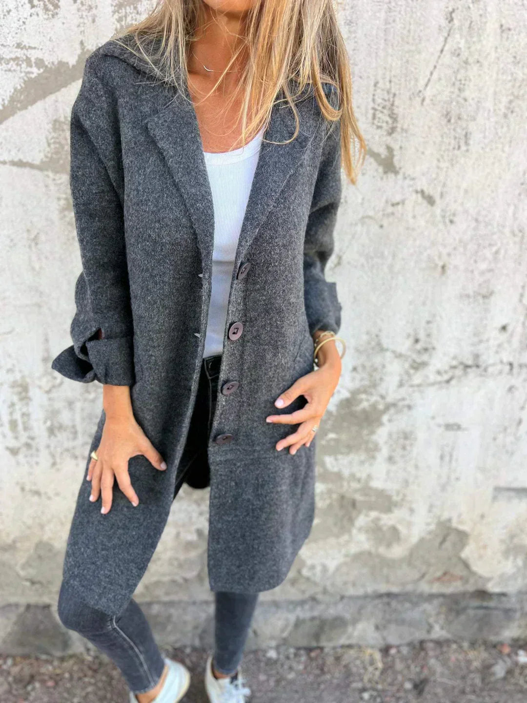 LM | Teni™ Long, casual, elegant jacket with practical pockets