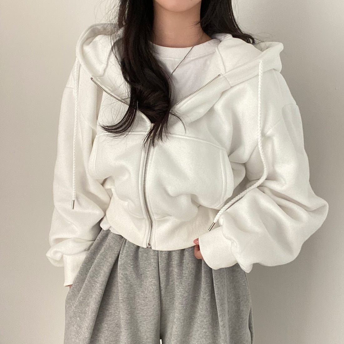 LM | Casual sweater with long sleeves and drawstring