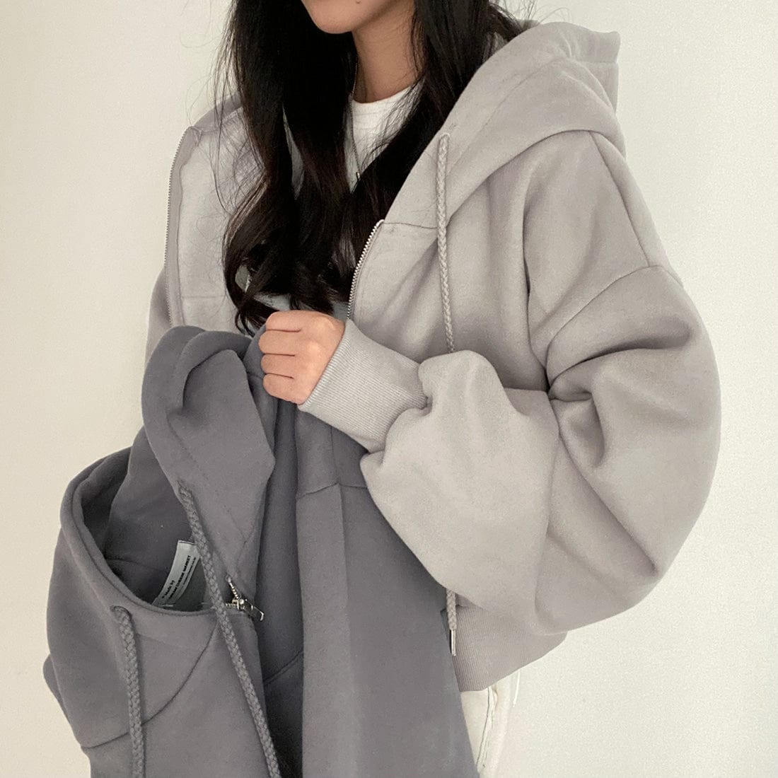 LM | Casual sweater with long sleeves and drawstring