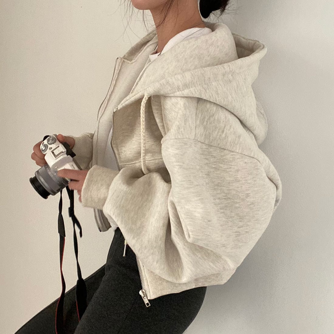 LM | Casual sweater with long sleeves and drawstring