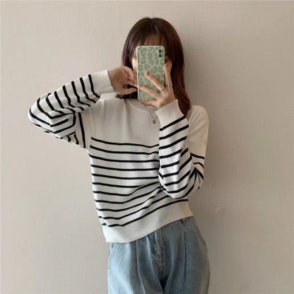 LM | Solid round neck sweater