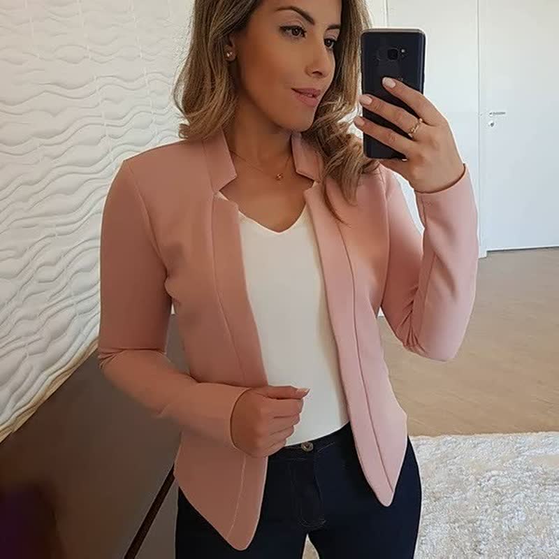 LM | ElegantBlazer™: Chic across the street