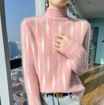 LM | Sweater with half-high neckline