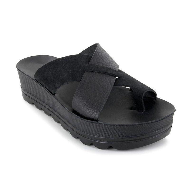 LM | Stylish platform sandals with crossed straps